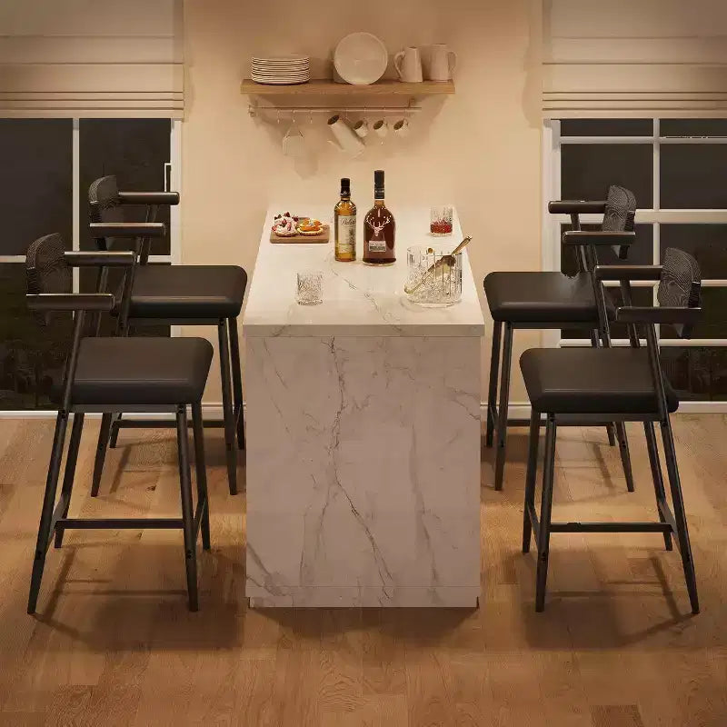 Tabourets de bar à hauteur de comptoir avec accoudoirs, assise et dossier larges rembourrés, structure métallique avec repose-pieds pour îlot de cuisine, marron rustique