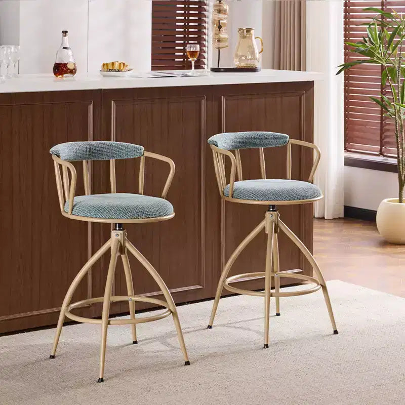 Tabouret de bar pivotant en tissu de lin bleu neige avec pieds en bois