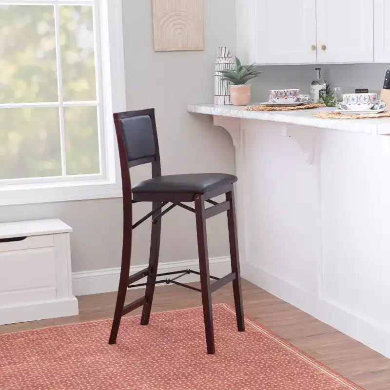 Tabouret de bar pliant 30" Keira en similicuir rembourré marron expresso, cadre en hévéa, mousse de polyuréthane