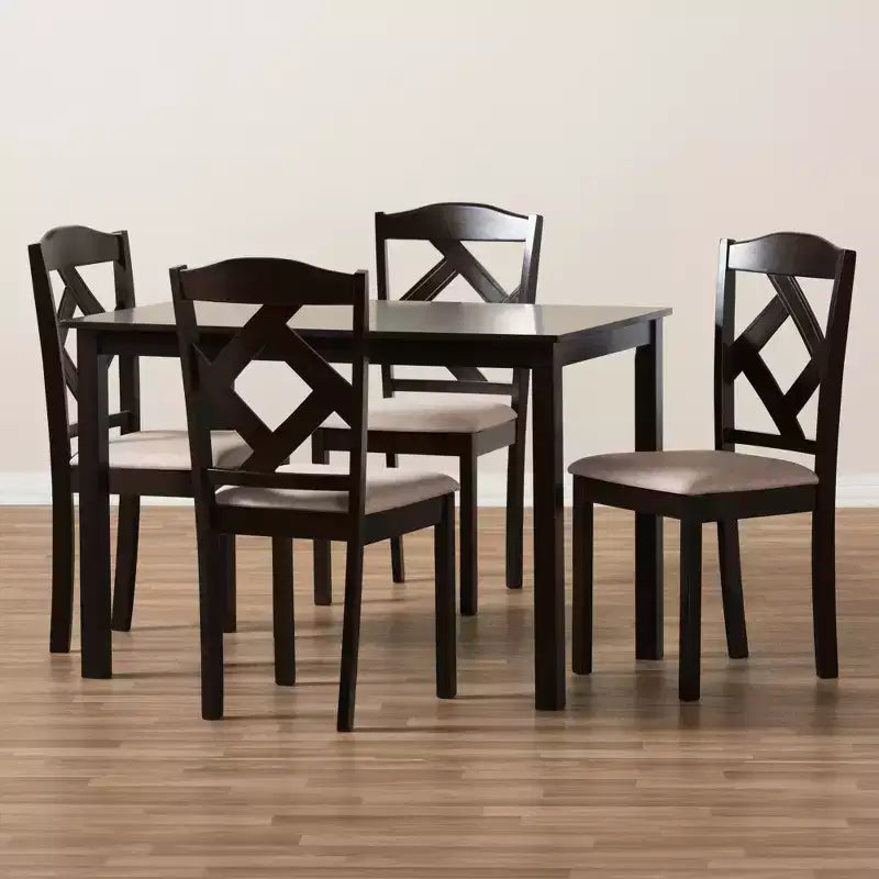Ruth – Table à manger rectangulaire avec chaises en polyester, tapissées et finies, tissu moderne et contemporain, marron foncé/beige