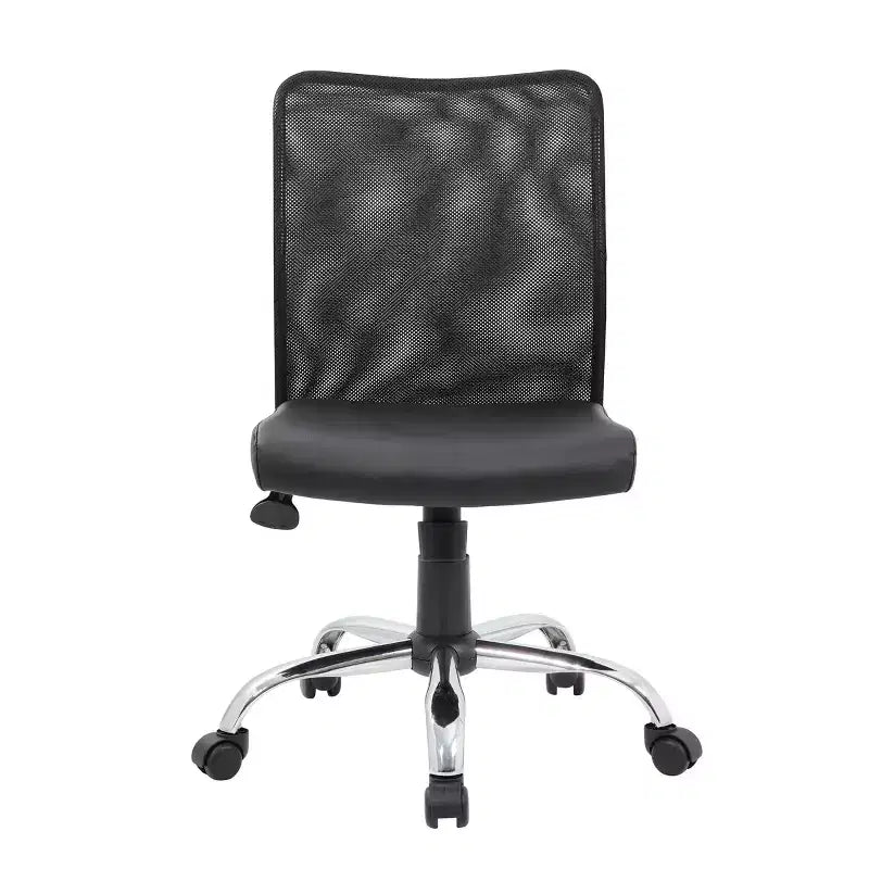 Chaise de bureau ergonomique sans accoudoirs en maille noire, vérin pneumatique, piétement chromé, assise vinyle