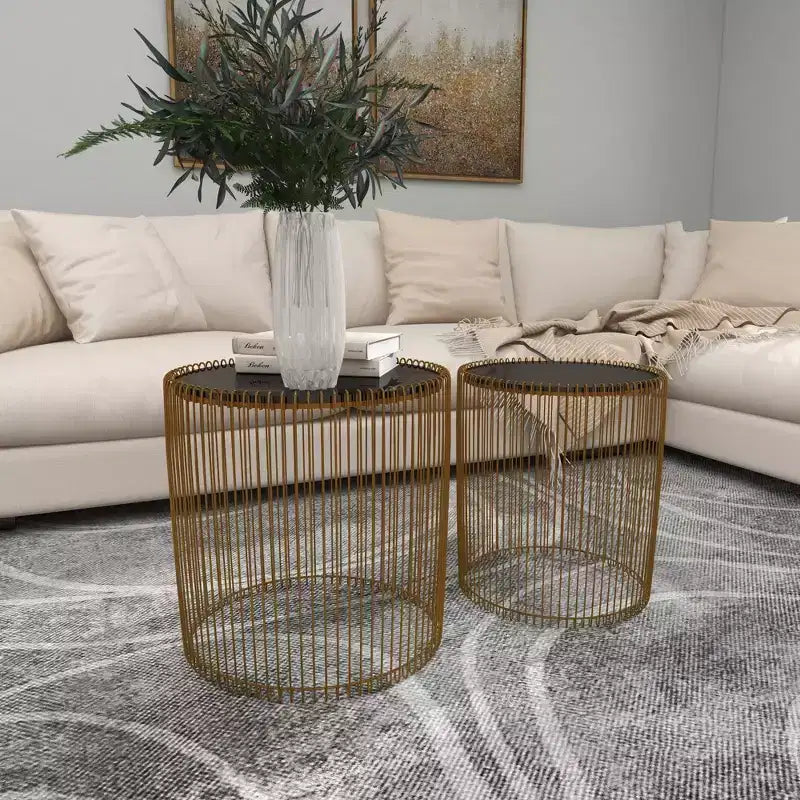 Tables d'appoint rondes en métal et verre doré, aucun assemblage requis, utilisation intérieure, style contemporain