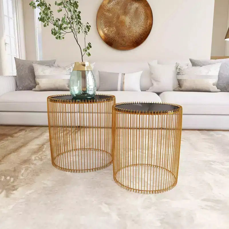 Tables d'appoint rondes en métal et verre doré, aucun assemblage requis, utilisation intérieure, style contemporain