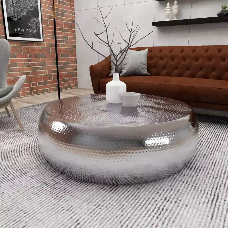 Table basse contemporaine en aluminium argenté