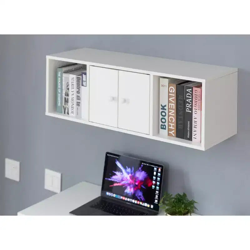 Bureau d'ordinateur mural et armoire suspendue